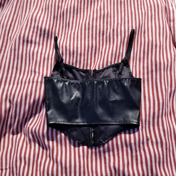 Sold - Picture 2 of 4